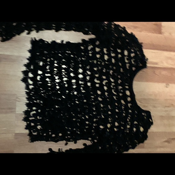 See through black top 🤩 - Picture 2 of 3